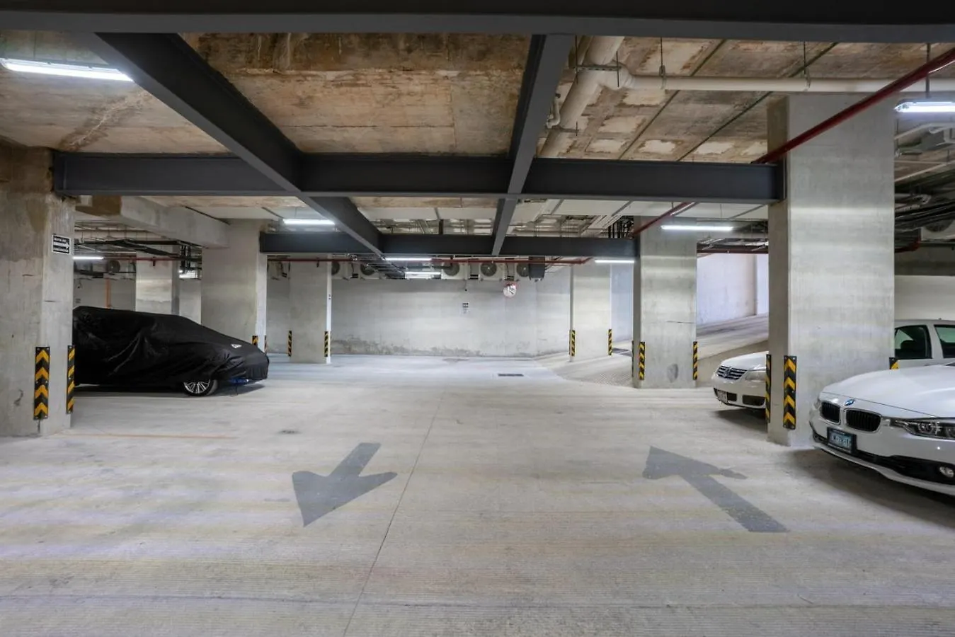 Cozy & Central Apt W/ Rooftop Infinity Pool & Gym 普拉亚卡门