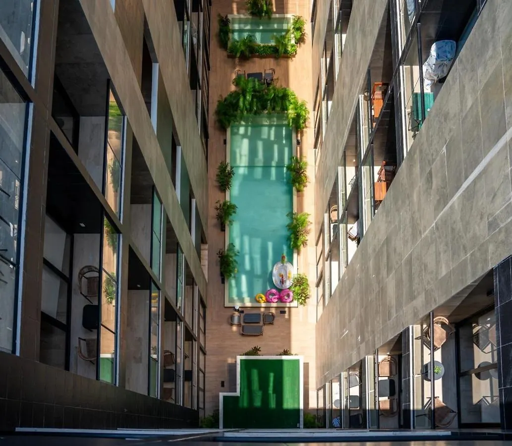 Cozy & Central Apt W/ Rooftop Infinity Pool & Gym Playa del Carmen 0*,  México