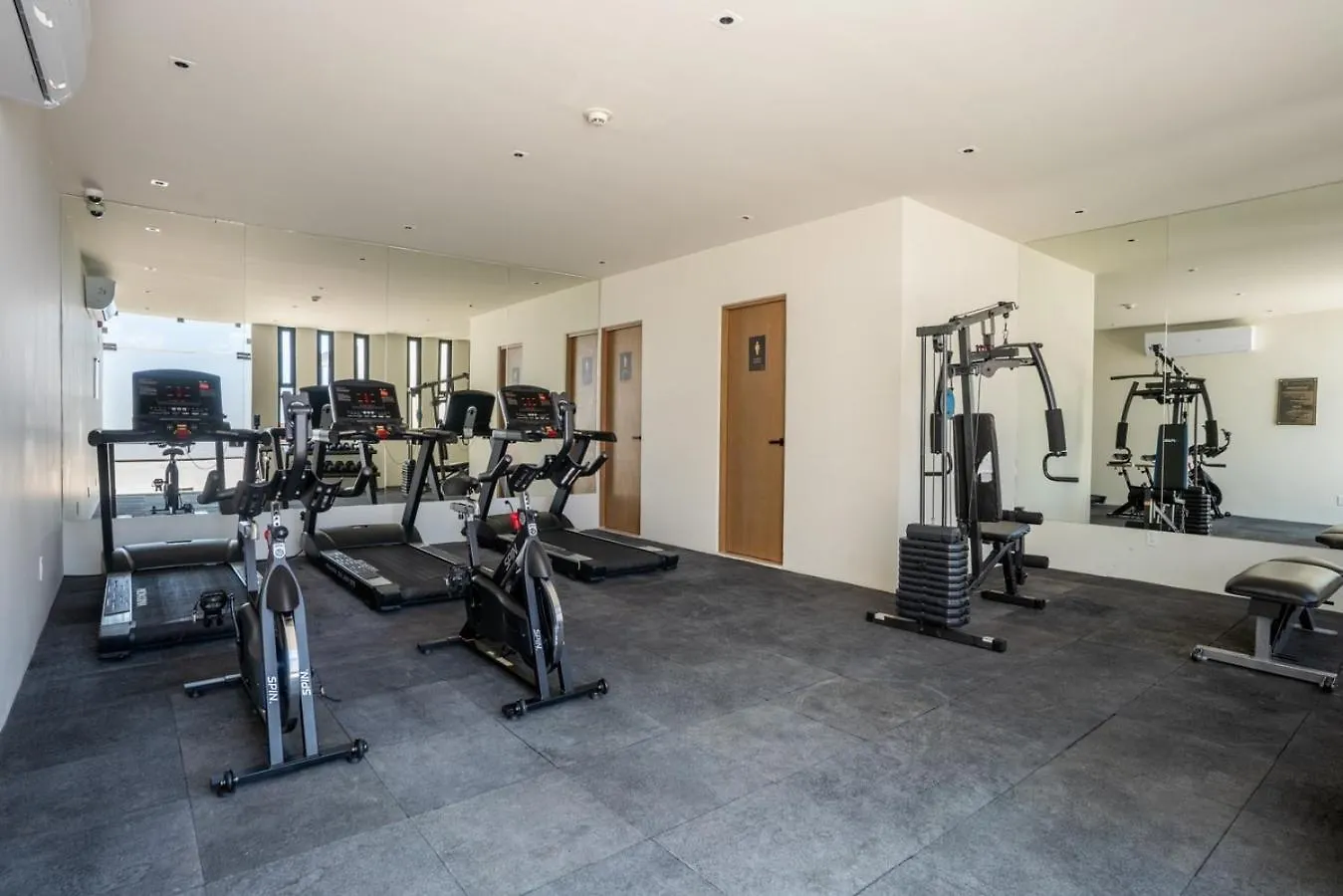 Cozy & Central Apt W/ Rooftop Infinity Pool & Gym Playa del Carmen Apartamento